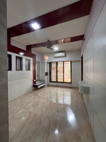 Kitchen in 4 BHK Apartment at Thakur Jewel Tower, Kandivali East – for Rent