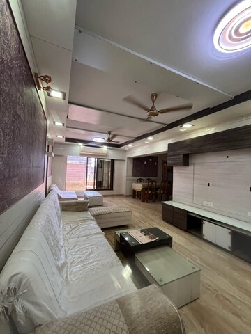 Kitchen in 4 BHK Apartment at Thakur Jewel Tower, Kandivali East – for Rent