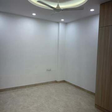 Room in 3 BHK Apartment at Chattarpur – for Sale