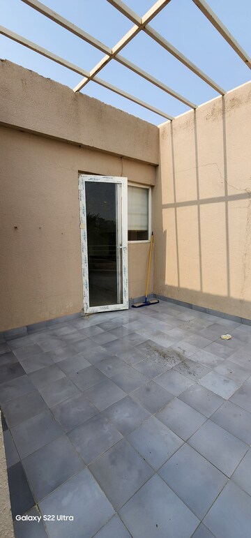 Room in 4 BHK Apartment at Adore Legend, Sector 84 – for Sale