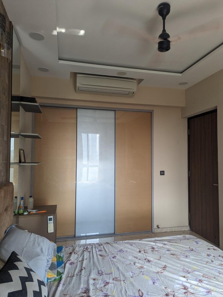 Room, lodha-sterling 2 Bedroom 825 Sq.Ft. Apartment In Kolshet Road Thane 8756646