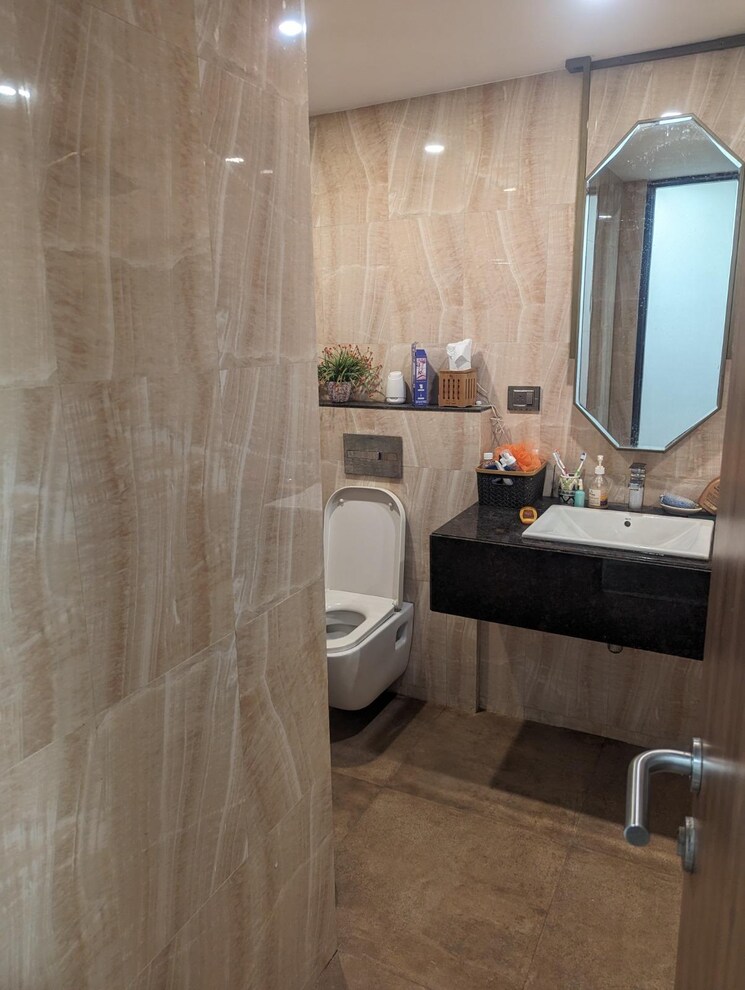 Bathroom, lodha-sterling 2 Bedroom 825 Sq.Ft. Apartment In Kolshet Road Thane 8756646