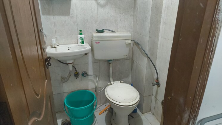 Bathroom, saket 1 RK 355 Sq.Ft. Apartment In Saket Delhi 8756623