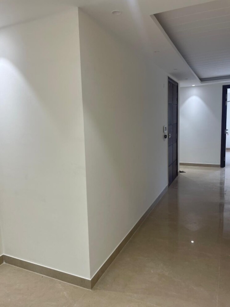 Room, sector 57 3 Bedroom 307 Sq.Yd. Builder Floor In Sector 57 Gurgaon 8756714