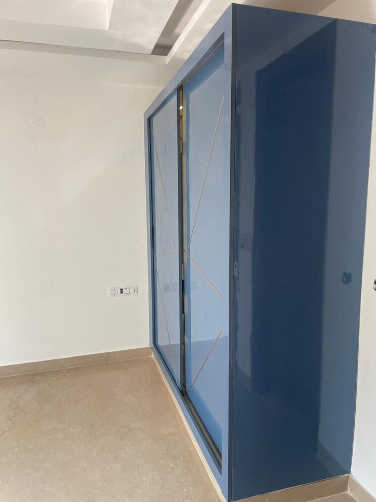 undefined, sector 57 3 Bedroom 307 Sq.Yd. Builder Floor In Sector 57 Gurgaon 8756932