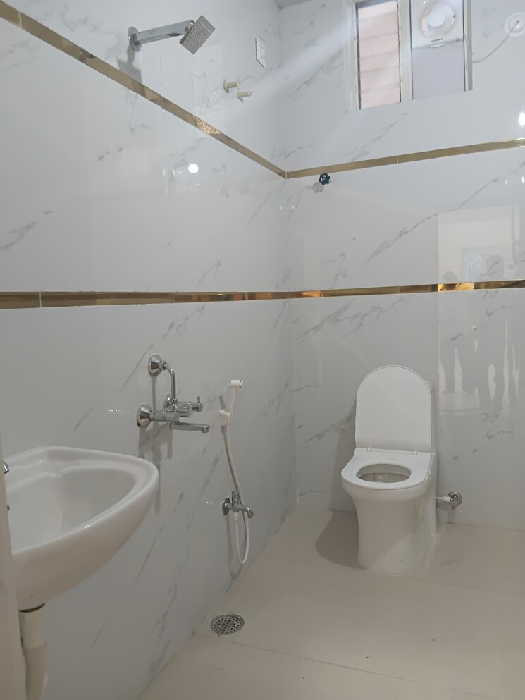Bathroom, puppalaguda 3 Bedroom 2000 Sq.Ft. Apartment In Puppalaguda Hyderabad 8756803