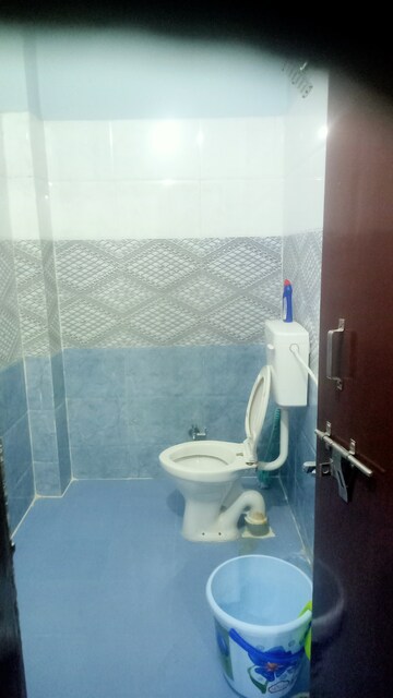 Bathroom in 1 BHK Apartment at Vrindavan Yojna – for Rent