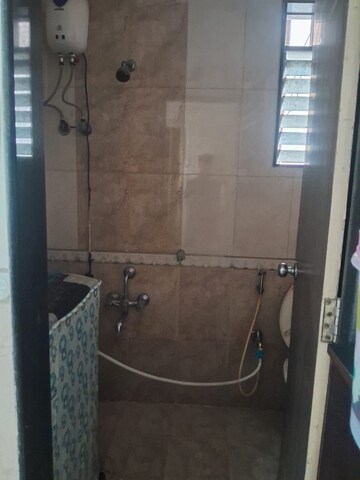 Bathroom in 5 BHK Apartment at Monarch Orchid, Kharghar Sector 19 – for Rent
