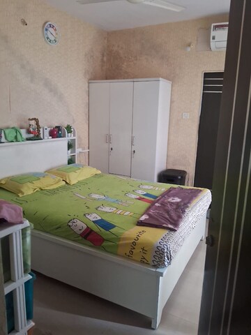 Bedroom in 5 BHK Apartment at Monarch Orchid, Kharghar Sector 19 – for Rent