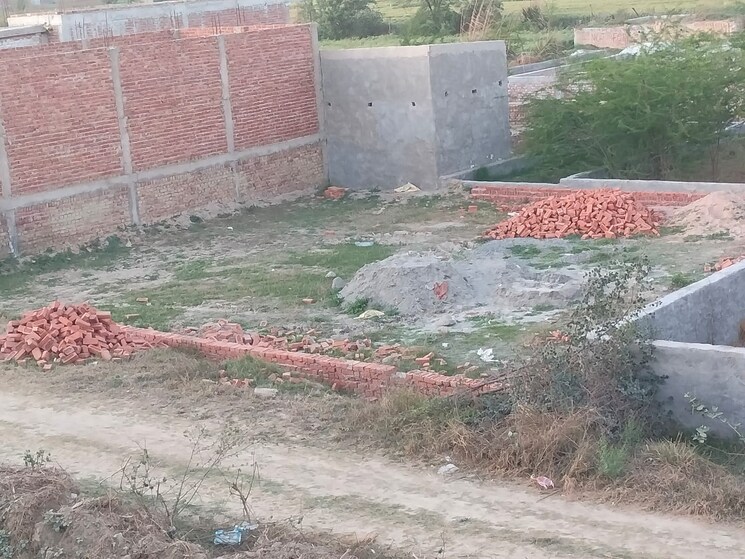 Nearby, sector 144  50 Sq.Yd. Plot In Sector 144 Noida 8756945