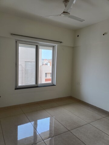 Room in 2 BHK Apartment at Anand Eastwoods, Viman Nagar – for Rent