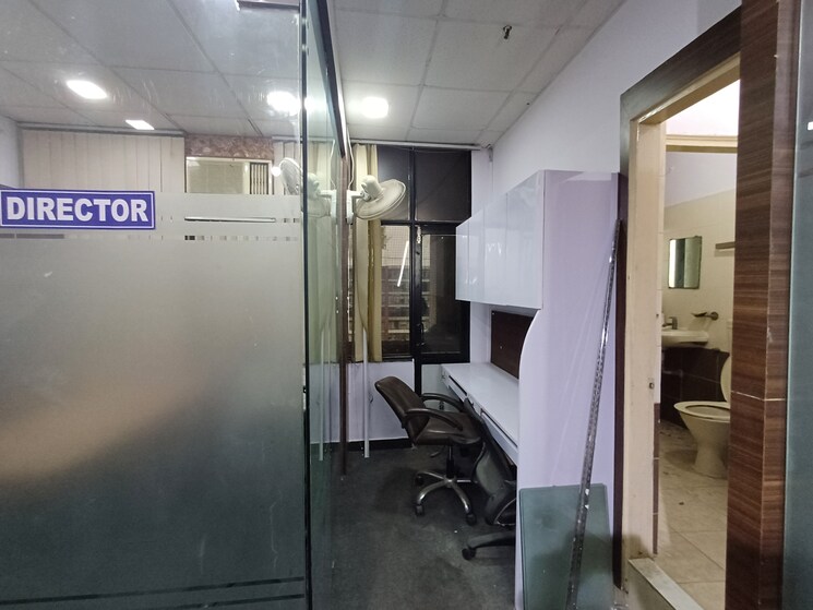 Floor Plan, netaji subhash place Commercial Office Space 600 Sq.Ft. In Netaji Subhash Place Delhi 8757206