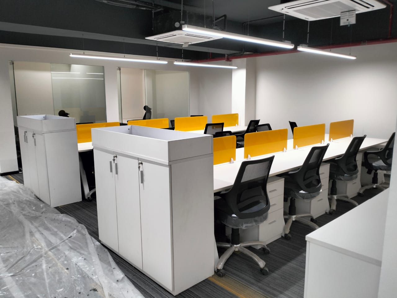 Office Space For Rent in Manish