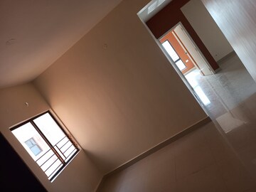 Furnished Amenities in 2 BHK Apartment at Godrej Seven, Joka – for Rent