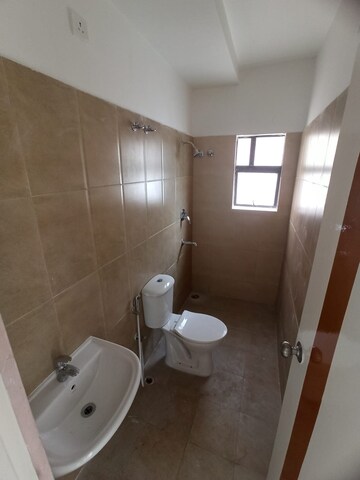Bathroom in 2 BHK Apartment at Godrej Seven, Joka – for Rent