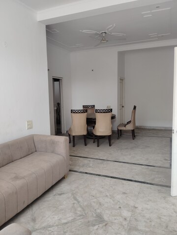 Bedroom in 3 BHK Independent House at Sector 48 – for Rent