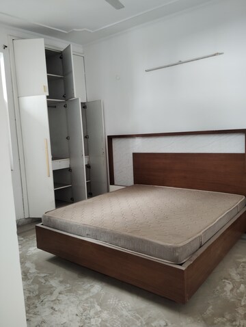 Bathroom in 3 BHK Independent House at Sector 48 – for Rent