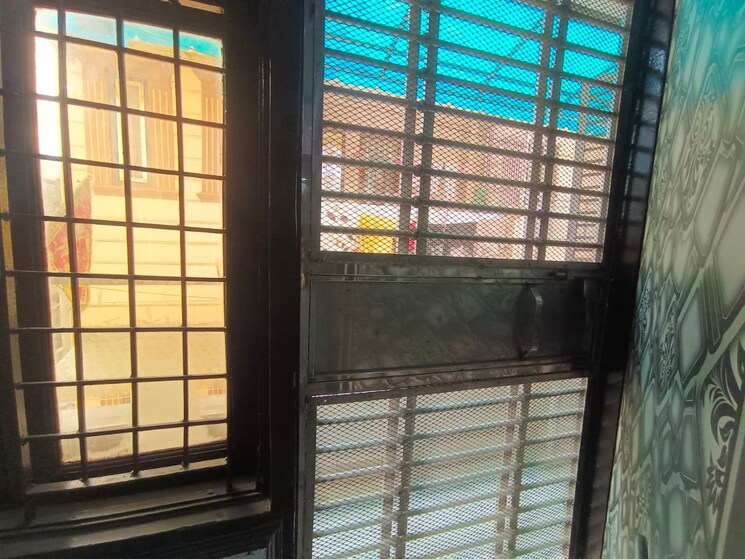 Room, burari 3 Bedroom 810 Sq.Ft. Builder Floor In Burari Delhi 8757289