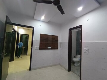 Room in 3 BHK Builder Floor at Burari – for Rent