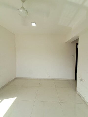 Room in 2 BHK Apartment at Green Heritage House, Andheri East – for Sale