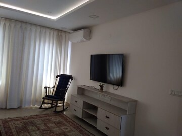 Living Room in 3 BHK Builder Floor at Defence Colony – for Rent