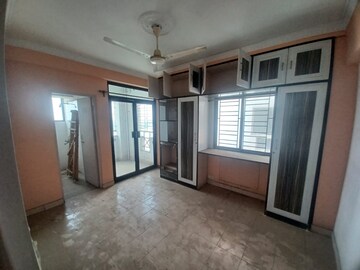 Room in 2 BHK Apartment at Genexx Valley, Diamond Harbour Road – for Rent