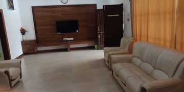 Furnished Amenities in 6 BHK Independent House at Sector 23 – for Sale