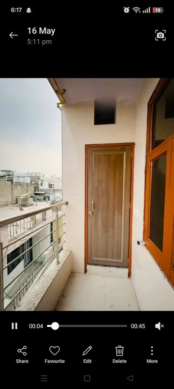 Balcony in 2 BHK Builder Floor at Mayur Vihar Phase 1 – for Rent
