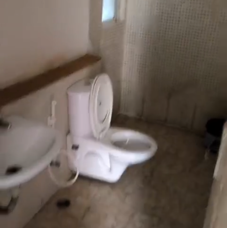 Bathroom, jaypee-greens-kosmos 2 Bedroom 950 Sq.Ft. Apartment In Sector 134 Noida 8757479