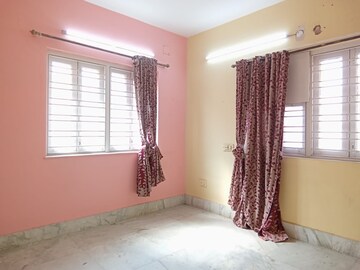 Room in 3 BHK Apartment at Saket Residency, New Alipore – for Sale