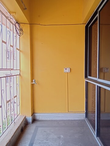 Room in 3 BHK Apartment at Saket Residency, New Alipore – for Sale