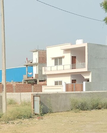 3 BHK Independent House – Exterior View View at Sultanpur Road - for Sale