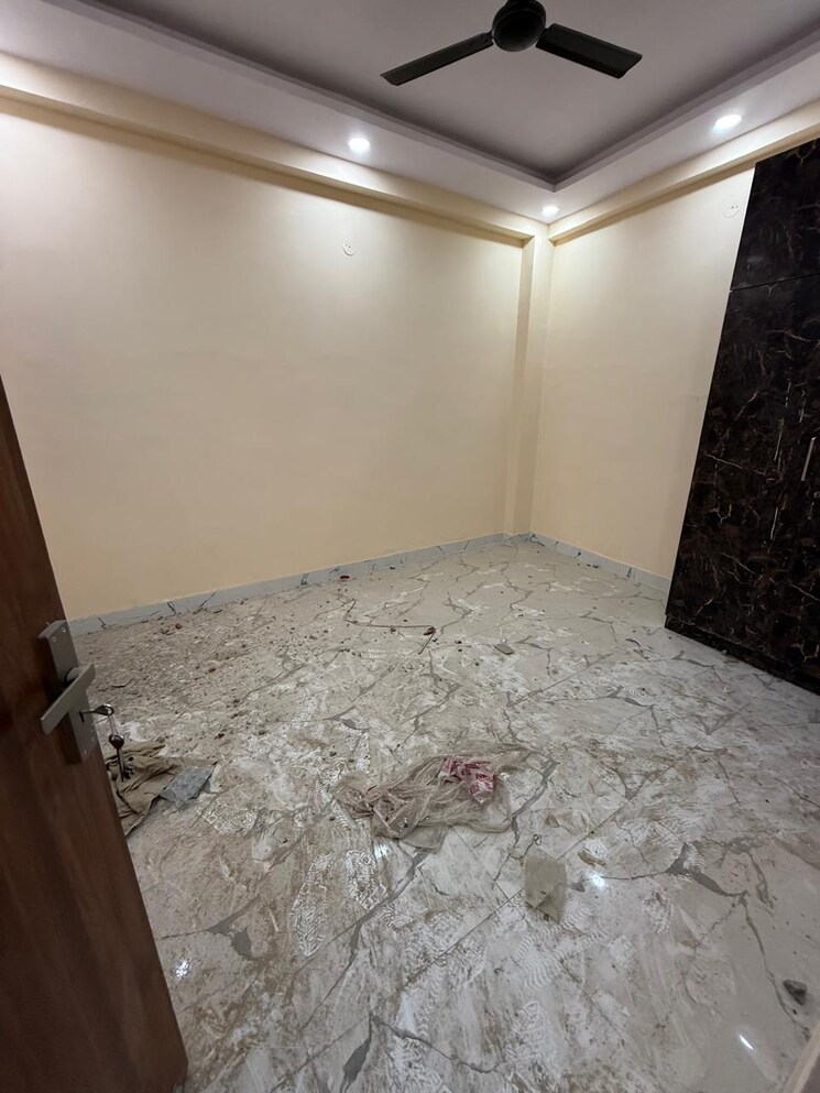 Bedroom, mayur vihar phase 1 3 Bedroom 1050 Sq.Ft. Builder Floor In Mayur Vihar Phase 1 Delhi 8757507