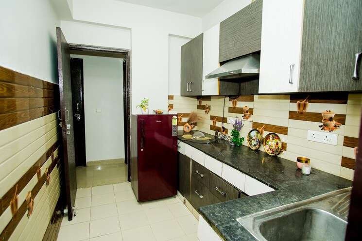 Kitchen, sare-home 3 Bedroom 1183 Sq.Ft. Builder Floor In Sector 92 Gurgaon 8757510