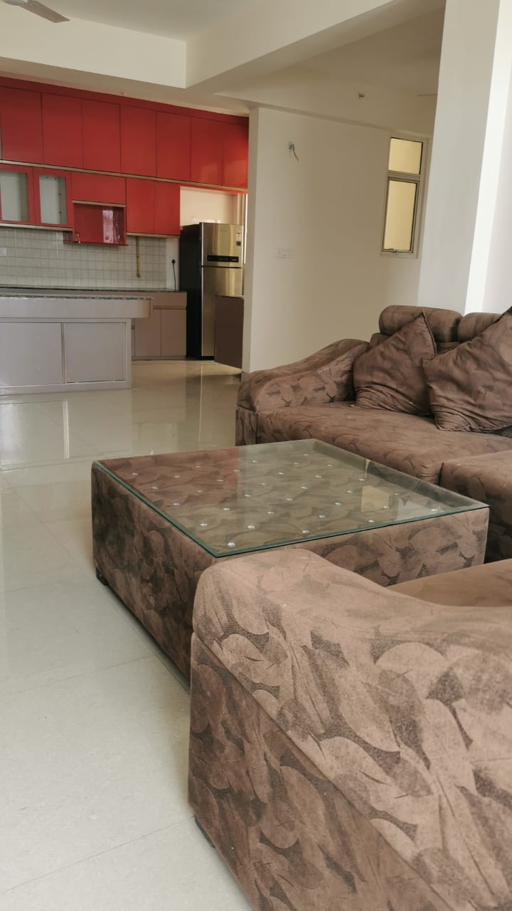 3 BHK 1765 Sq.Ft. Apartment in Paarth Aadyant