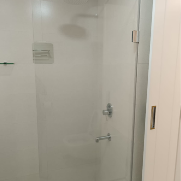 Bathroom in 2 BHK Apartment at Supertech Supernova Nova Residences, Sector 94 – for Rent