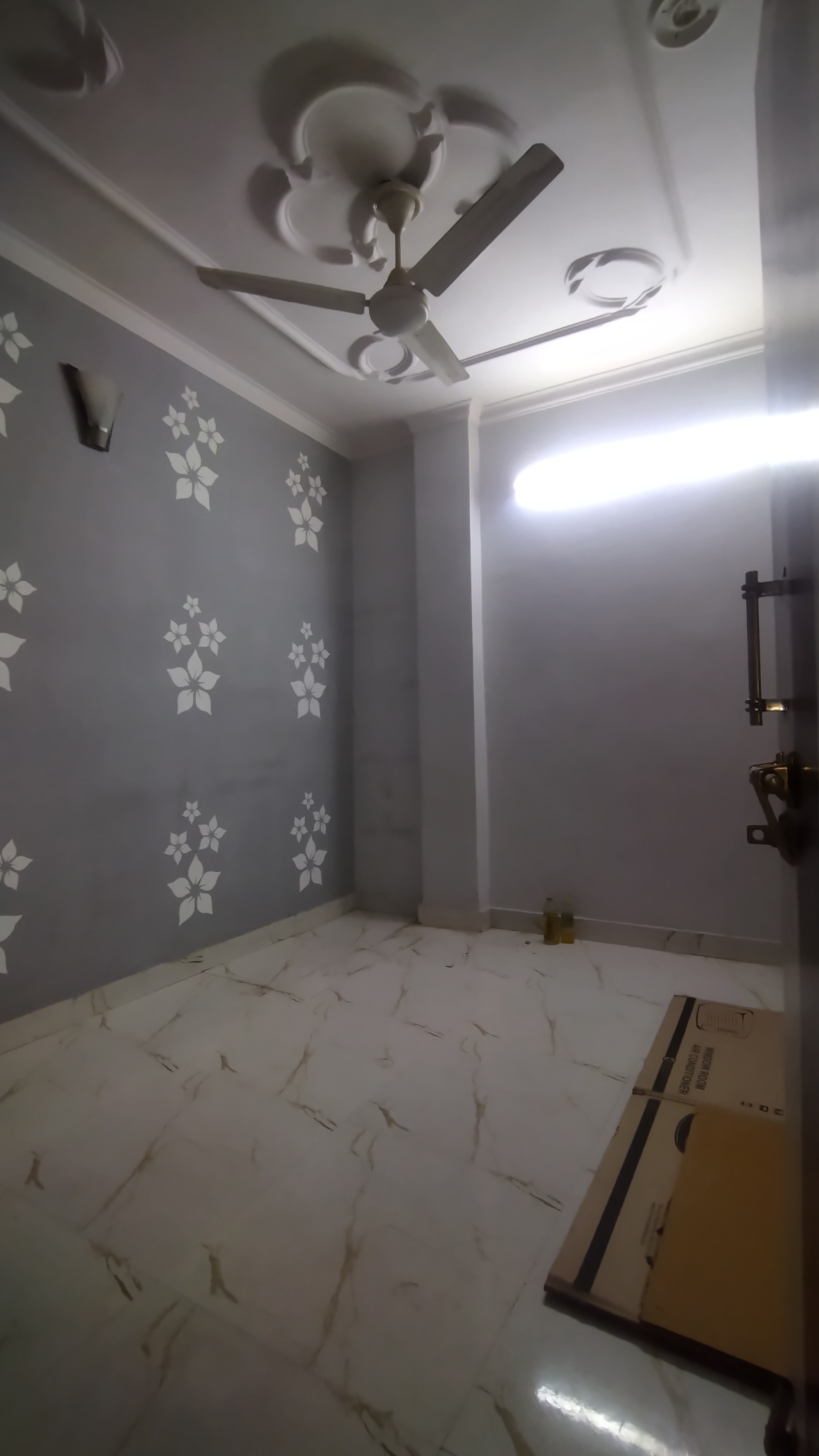 2 BHK Builder Floor For Rent in Govindpuri