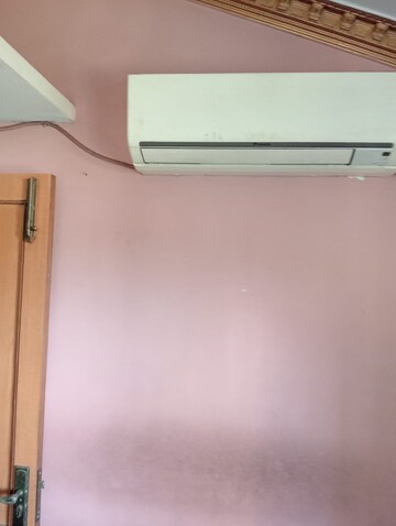 Room in 2 BHK Apartment at Sector 3 Sanpada – for Rent
