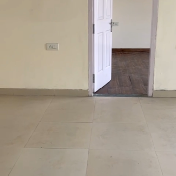 Room in 3 BHK Builder Floor at Jaypee Greens Pavilion Court, Sector 128 – for Rent