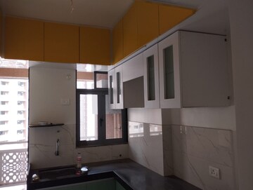 Kitchen in 3.5 BHK Builder Floor at Lodha Panacea 1, Dombivli East – for Rent
