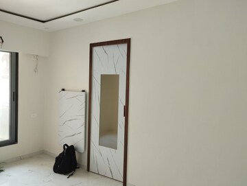 Room in 3.5 BHK Builder Floor at Lodha Panacea 1, Dombivli East – for Rent