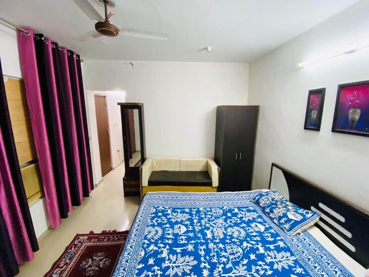 Bedroom, kishan ganj 1 Bedroom 450 Sq.Ft. Apartment In Kishan Ganj Delhi 8757978