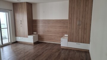Room in 4 BHK Apartment at Bollineni Bion, Kothaguda – for Rent