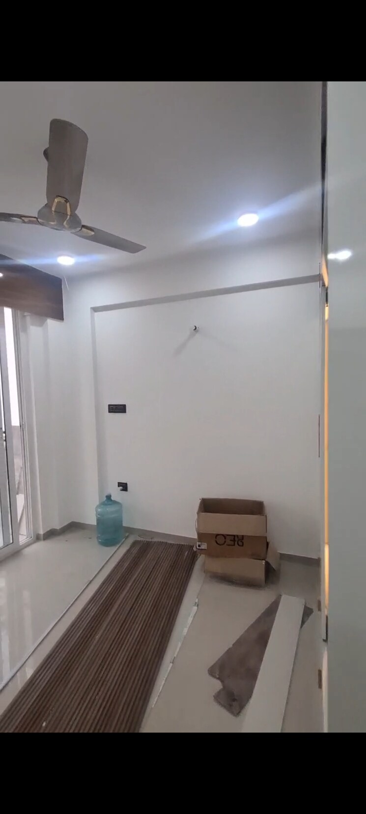 Bathroom, rof-aalayas 3 Bedroom 780 Sq.Ft. Apartment In Sector 102 Gurgaon 8758002