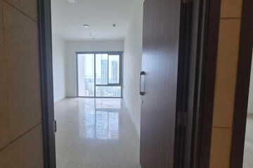 Building Lobby in 2 BHK Apartment at Piramal Mahalaxmi, Mahalaxmi – for Rent