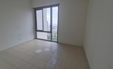 Room in 2 BHK Apartment at Piramal Mahalaxmi, Mahalaxmi – for Rent