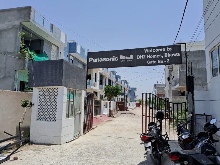 Exterior View, vj-dh-3 Commercial Shop 200 Sq.Ft. In Kursi Road Lucknow 8758121