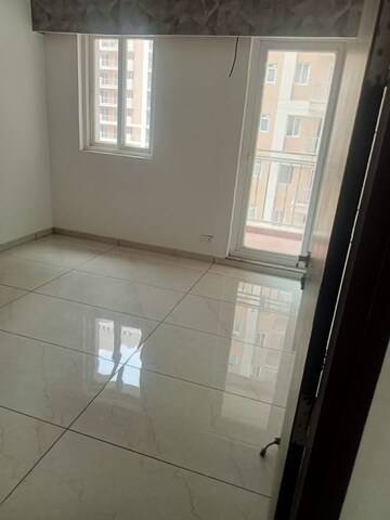 Bathroom in 3 BHK Apartment at Rishita Manhattan, Gomti Nagar – for Rent