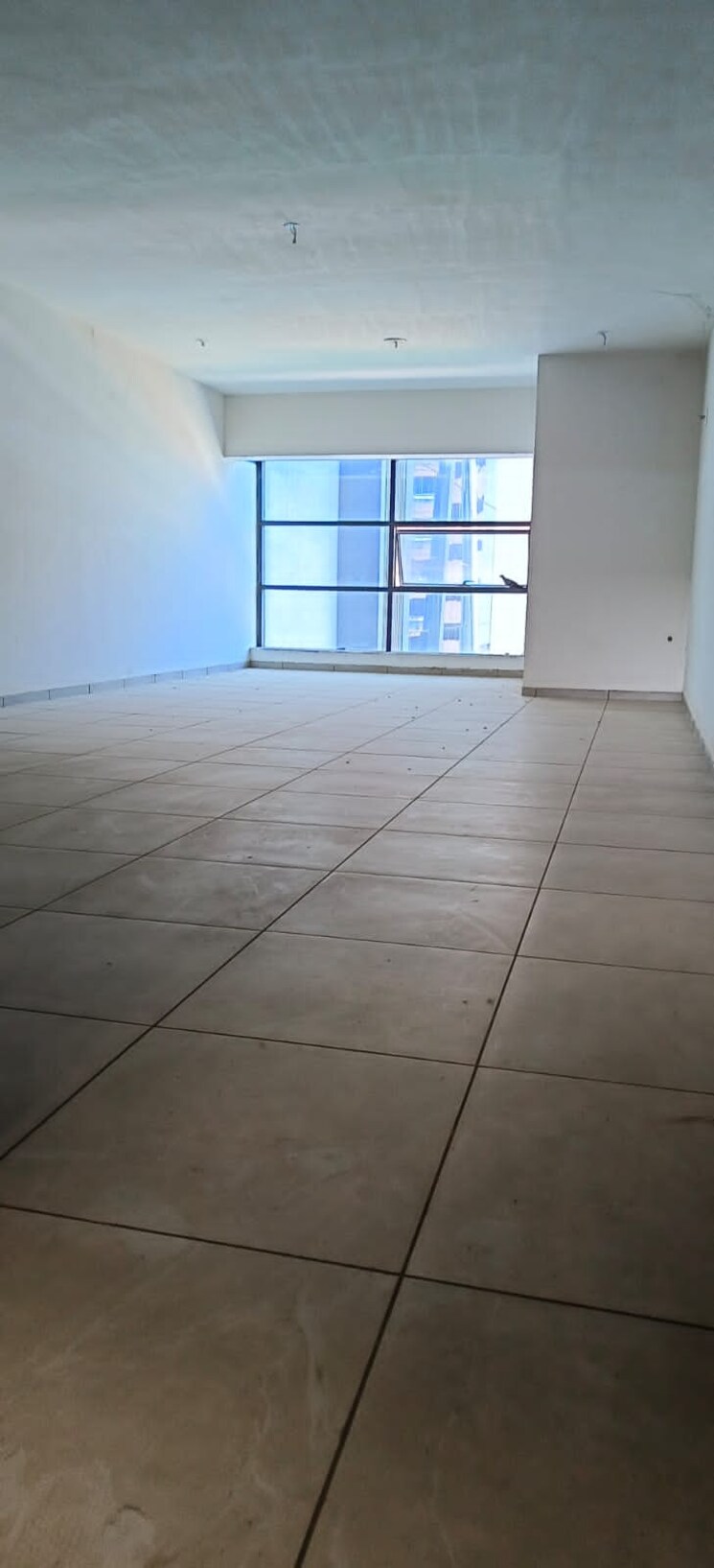 Room, science city Commercial Office Space 1129 Sq.Ft. In Science City Ahmedabad 8758134