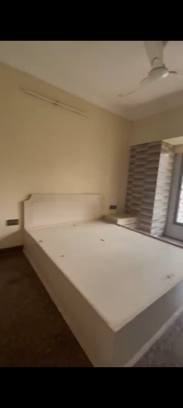 Master Bedroom in 3 BHK Apartment at Troika Apartment, Andheri West – for Rent